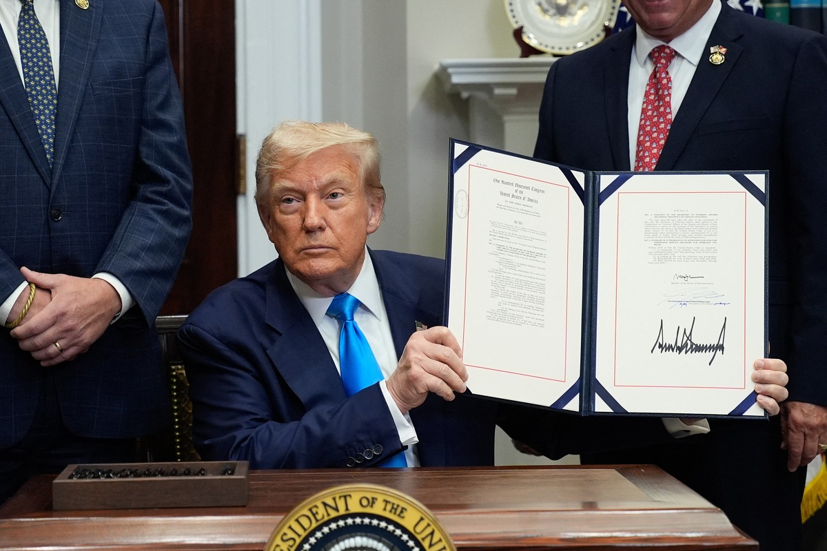 trump plays his reputation intractable